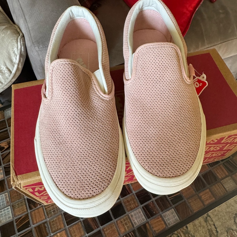 NWT Vans Light Pink Perforated Slip-Ons size 6